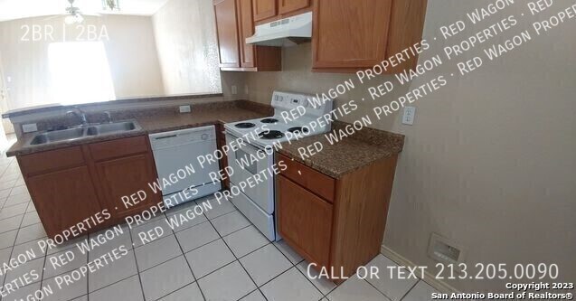Building Photo - 4614 Swann Ln