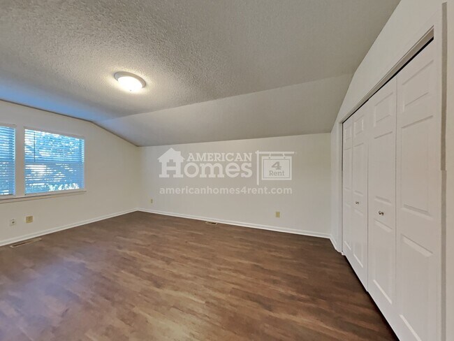 Building Photo - 149 Rose Street