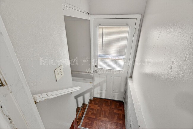 Building Photo - 5900 Sheriton Dr