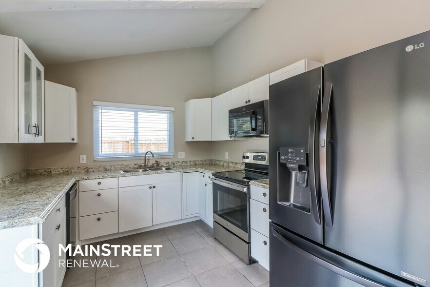 Building Photo - 209 Ravenway Dr