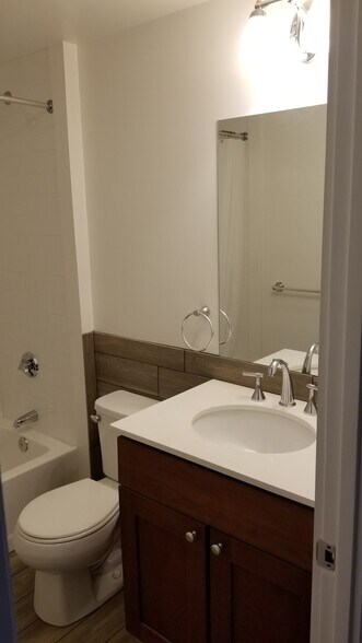 Building Photo - 75 Buckwheat Ave