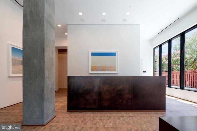 Building Photo - 1357 R St NW