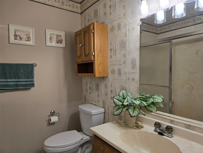 Building Photo - 16726 David Glen Dr