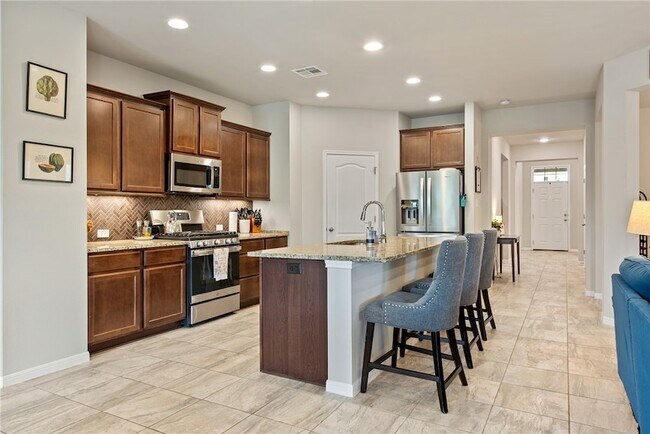 Building Photo - 6308 Southern Cross Dr