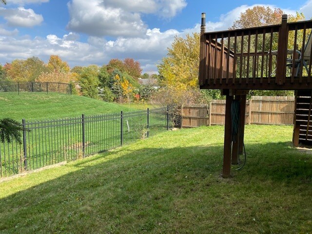 Building Photo - 942 Pebblelane Dr