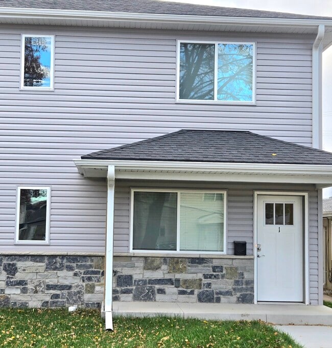 Building Photo - 3818 Baldwin Ave