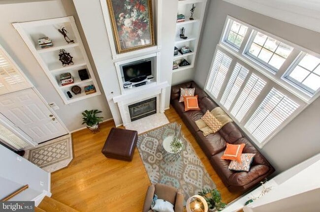 Building Photo - 7021 Haycock Rd