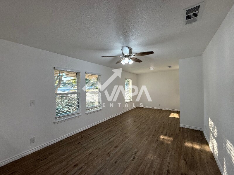 Building Photo - 8350 Hastings