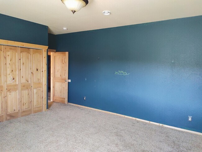 Building Photo - 256 E Fork Big Sandy Rd