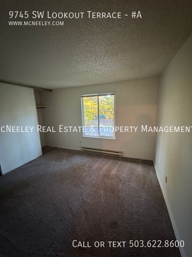 Building Photo - 9745 SW Lookout Terrace