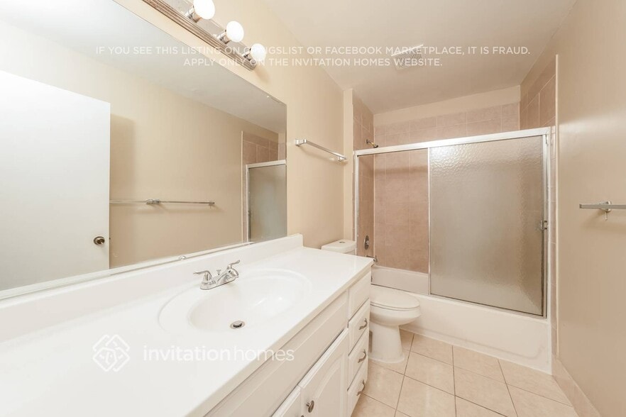 Building Photo - 7843 Nautique Ct