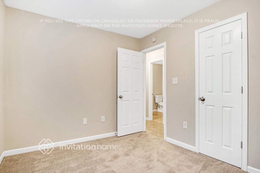 Building Photo - 9170 Jefferson Ave SW