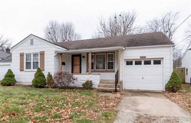Building Photo - Great Springfield Location! 2 Bed / 1 Bath