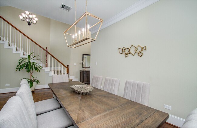 Building Photo - 28627 Rolling Ridge Dr