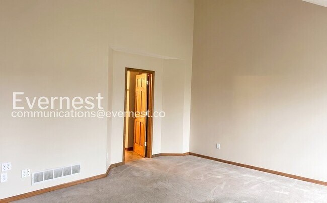 Building Photo - 4369 Houser Dr