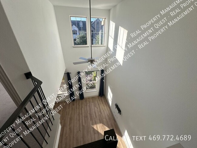 Building Photo - 4553 Cypress Thorn Dr