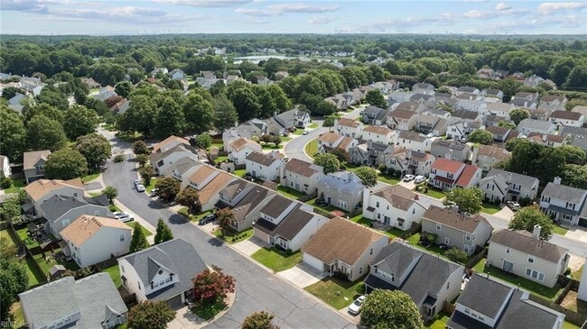 Building Photo - 148 Graystone Trce