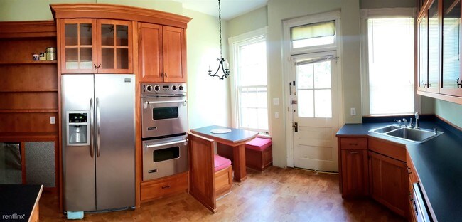 Building Photo - 3 br, 2.5 bath House - 309 N Meadow St