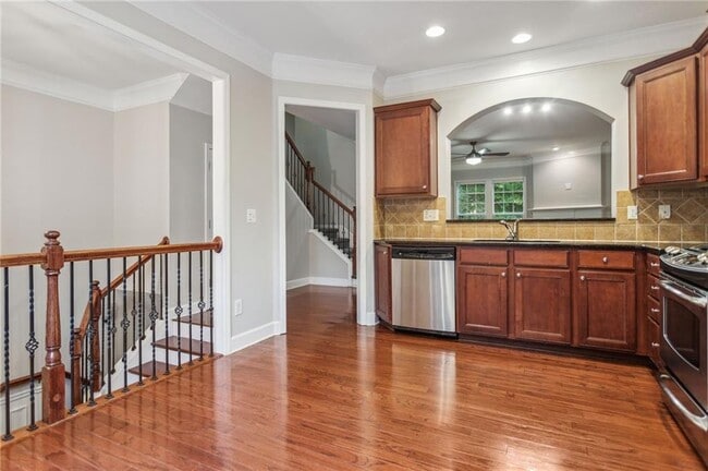Building Photo - 2263 Limehurst Dr