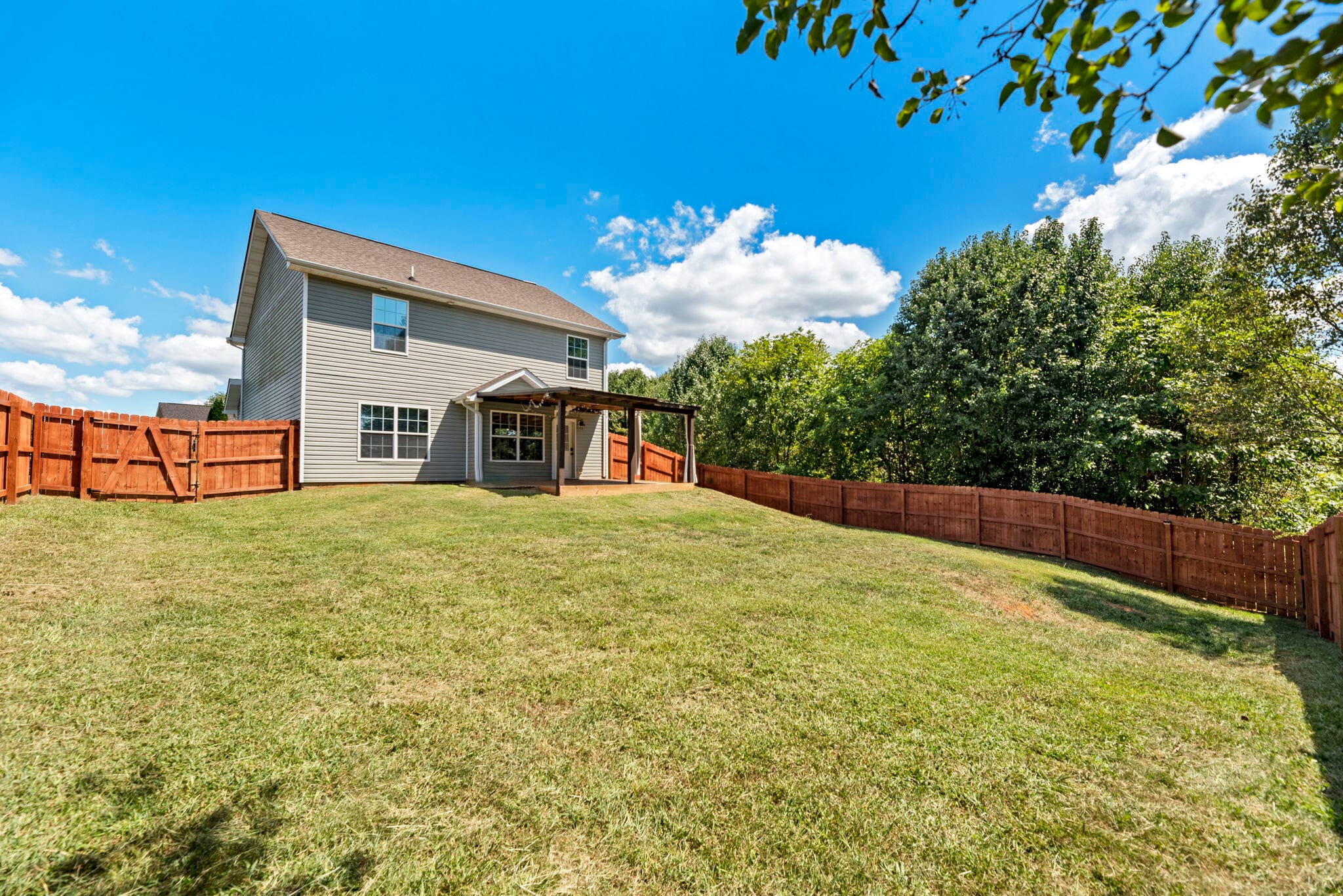 Building Photo - 317 Wynberry Ct