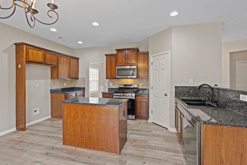 Building Photo - 26 Deckers Way