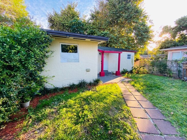 Building Photo - 2230 NW 51st Terrace