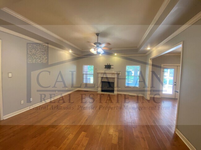Building Photo - Sherwood Stone Hill 5 Bedroom Home