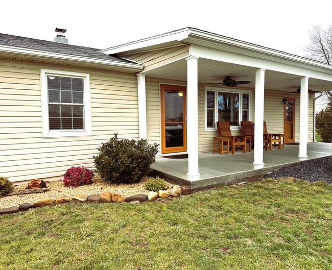 Building Photo - Single Family Home in Linville