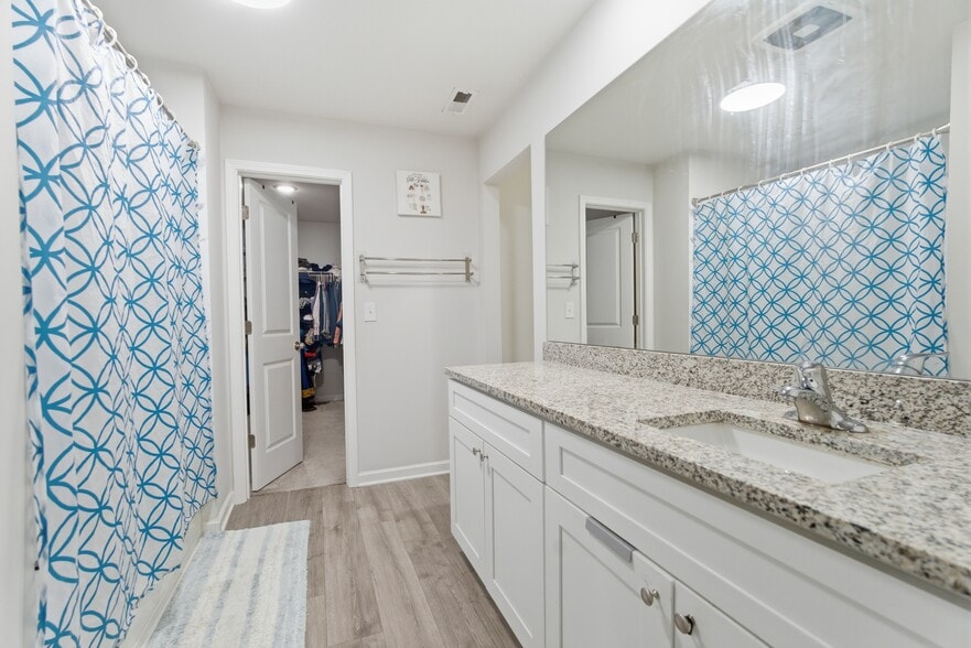 Building Photo - 2210 Cancellara Ct