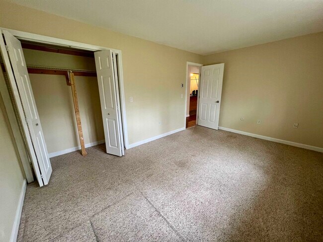 Primary Photo - 128 Loudon Rd