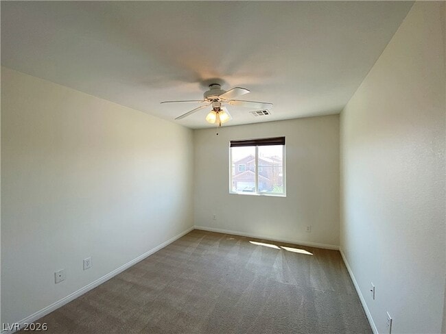 Building Photo - 6496 Robusta Ct