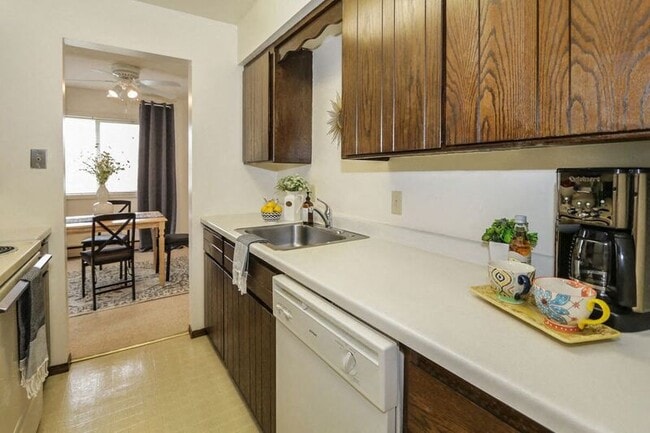 Building Photo - Berkley Road Apartments