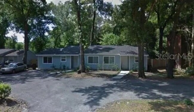 Building Photo - 6207 SW 11th Pl