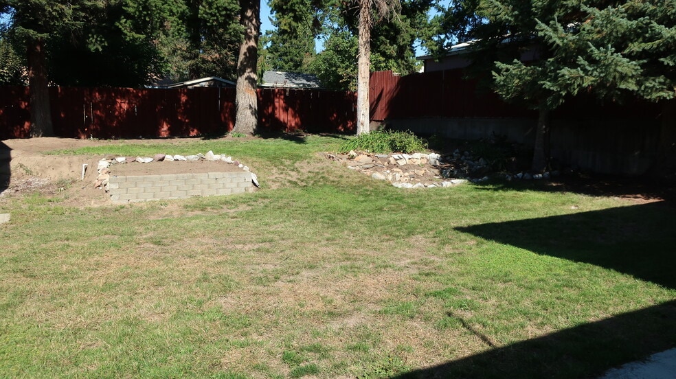 Building Photo - 1451 Tedford St SE