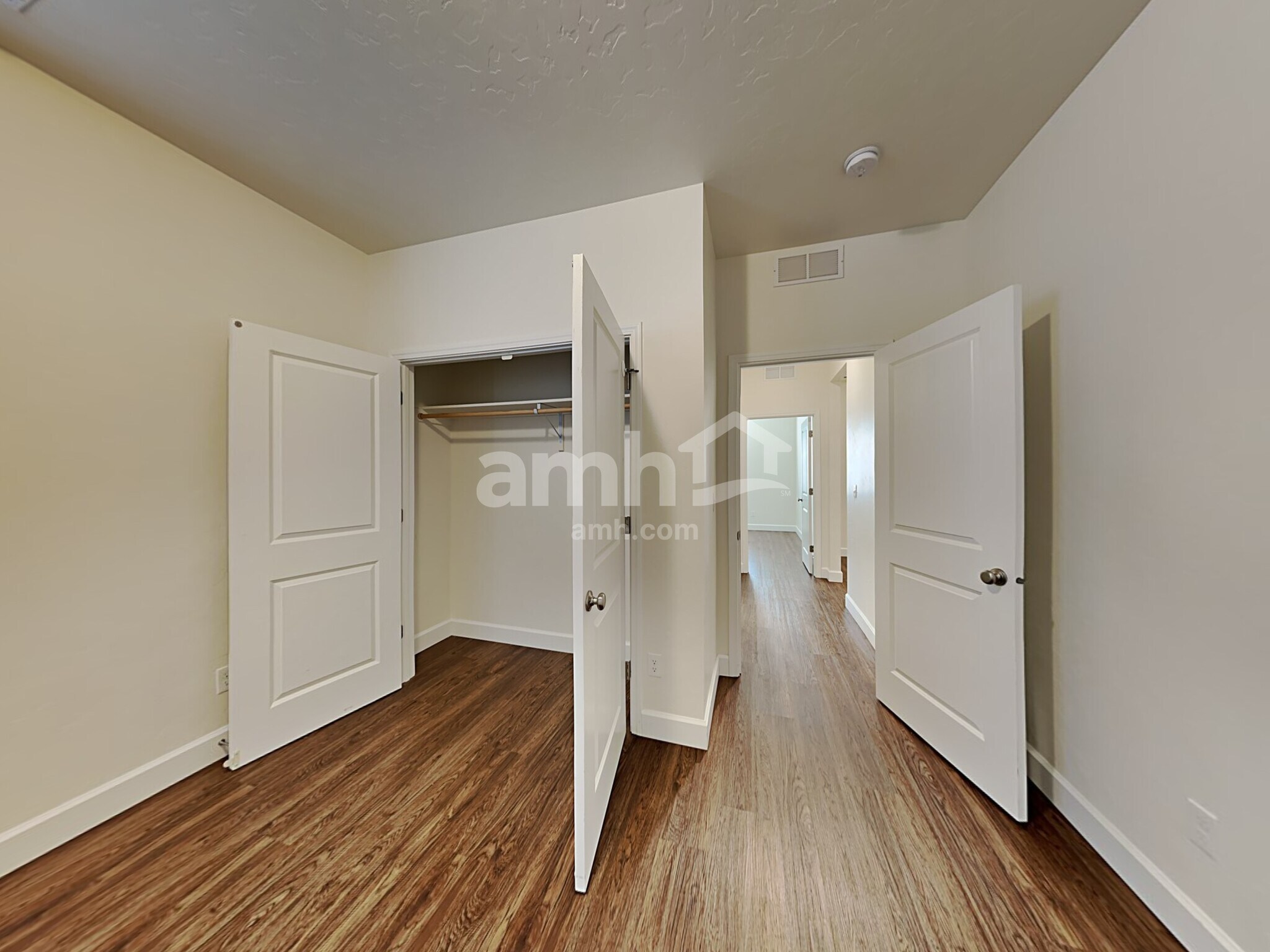 Building Photo - 192 E Sicily Dr