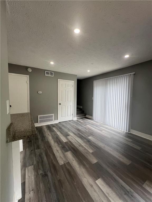 Building Photo - 3888 Mulkey Cir SW