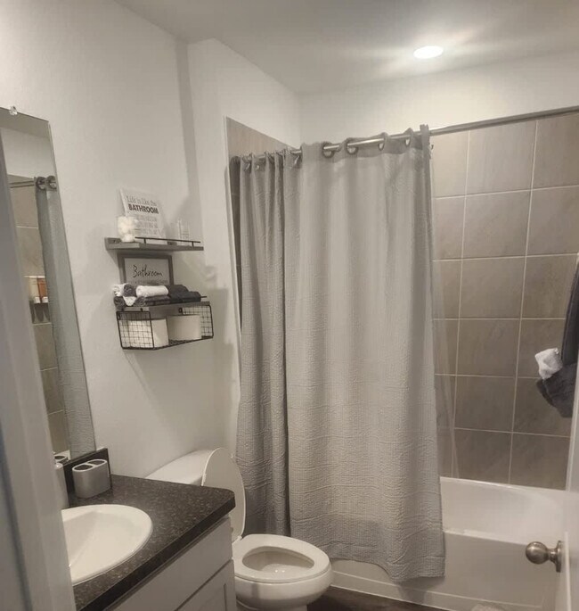 Building Photo - 6055 Diamond Vis Ct