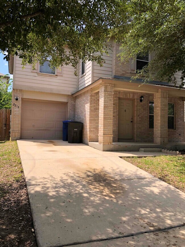 2218 Bedford Stage 2218 Bedford Stage San Antonio TX 78213