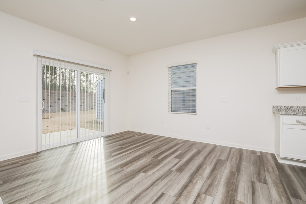 Building Photo - 292 Babbling Brk Dr