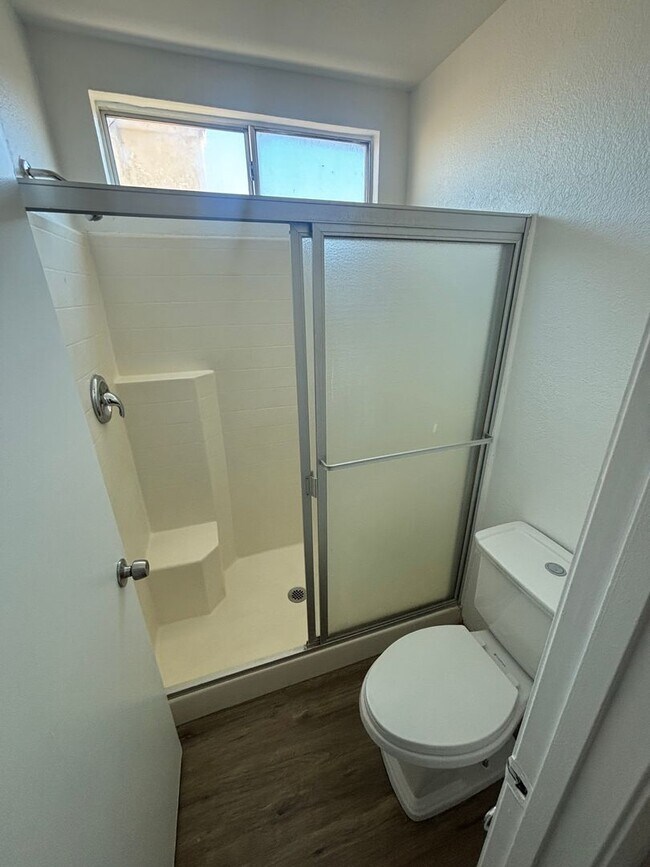 Building Photo - Beautiful 4 Bedroom Lancaster Home with Desirable Amenities!