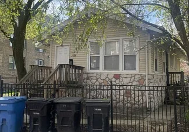 Primary Photo - 4BR / 1BA Home with Basement – Near Rainbo...