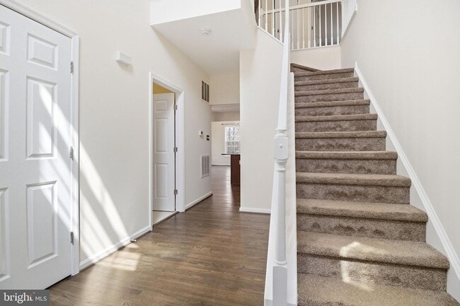 Building Photo - 950 Grouse Pointe Dr