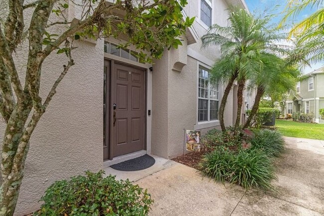 Building Photo - Charming 2 Bedroom/2 Bathroom Wesley Chape...