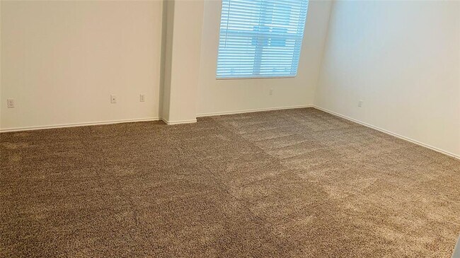 Building Photo - 1205 Sweetspire St