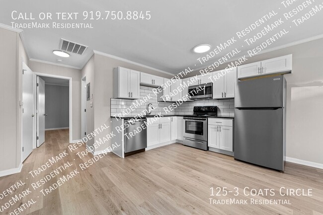Building Photo - 125 Coats Cir