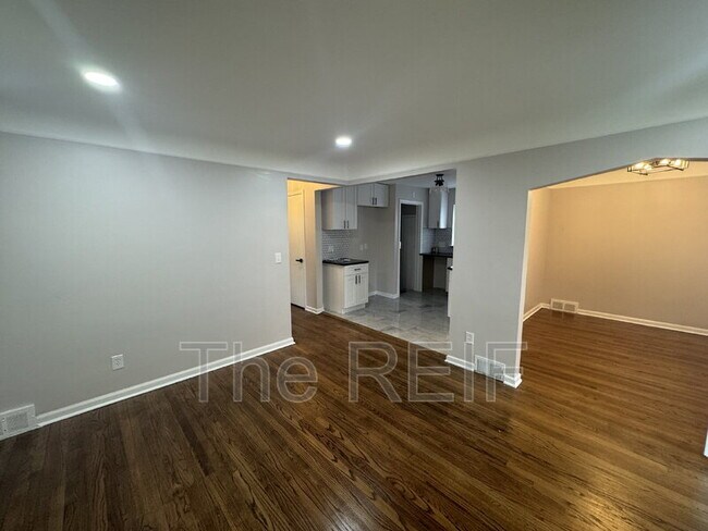 Building Photo - 11741 Penrod St