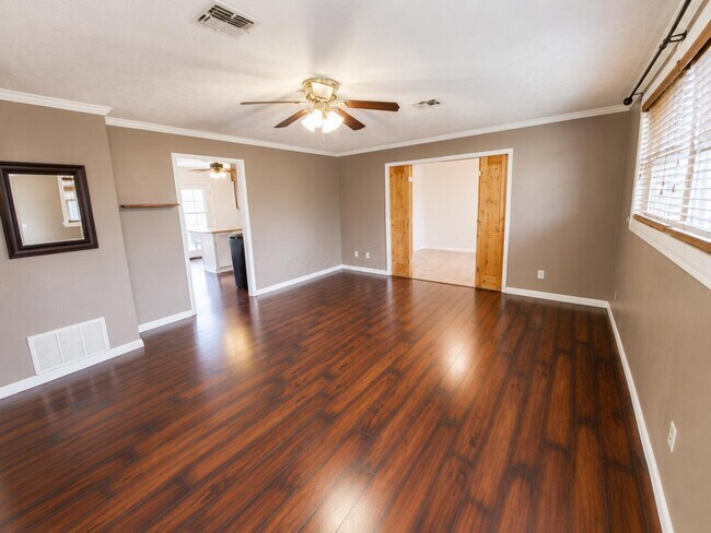 Building Photo - 5230 Wyandot Pl