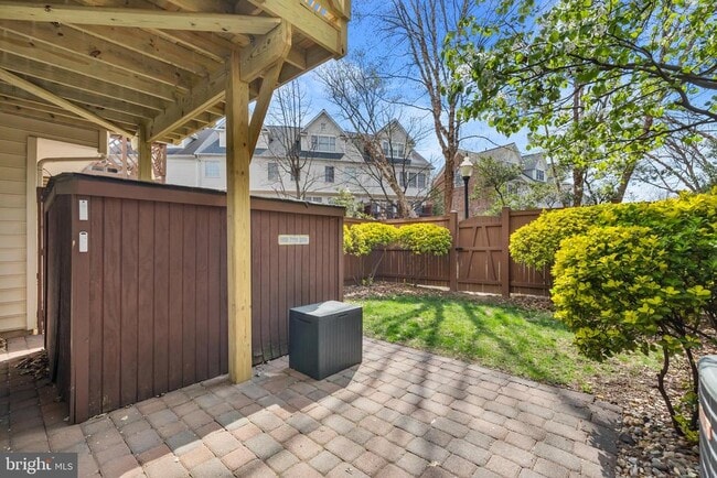 Building Photo - 5274 Pocosin Ln