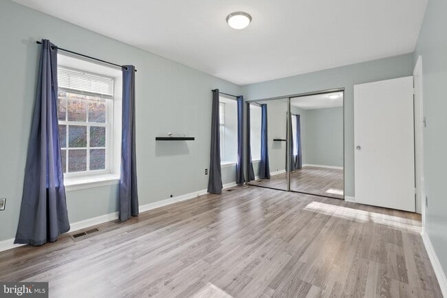 Building Photo - 6446 Shannon Station Ct