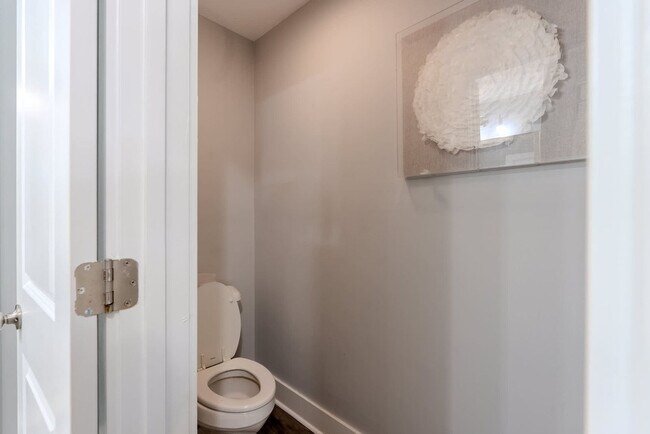 Building Photo - 52 Sandcastle Ct